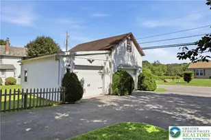 3954 Wood Dr, Lehigh Township, PA 18088 - Photo 7