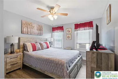 208 South Avenue, Jim Thorpe, PA 18229 - Photo 5