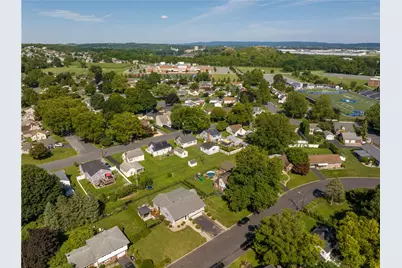 132 Garden Terrace, Nazareth Boro, PA 18064 - Photo 35