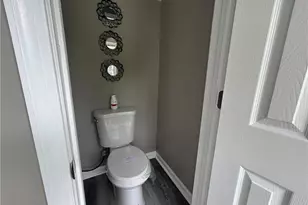 110 Front St, Catasauqua Boro, PA 18032 - Photo 15