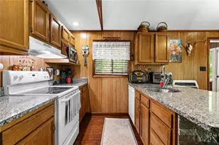 23 Floral Dr, Gouldsboro, PA 18424 - Photo 9
