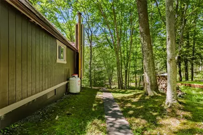 23 Floral Drive, Gouldsboro, PA 18424 - Photo 33