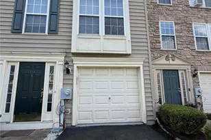 118 Knollwood Dr, Easton, PA 18042 - Photo 1
