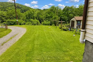 729 N 1st St, Mahoning Twp, PA 18235 - Photo 3