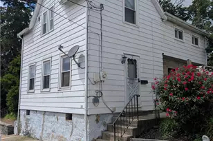 29 E Depot St, Hellertown, PA 18055 - Photo 1