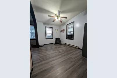 29 E Depot Street, Hellertown Boro, PA 18055 - Photo 7