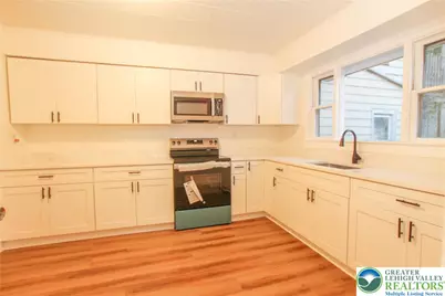 109 W Saint Joseph Street, Easton, PA 18042 - Photo 5