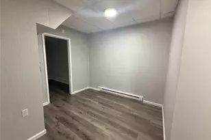 82 N 4th St, Easton, PA 18042 - Photo 5