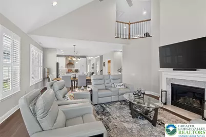 3880 Victors Way, Bethlehem Township, PA 18045 - Photo 15