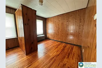 401 Main Street #5, East Greenville Boro, PA 18041 - Photo 7