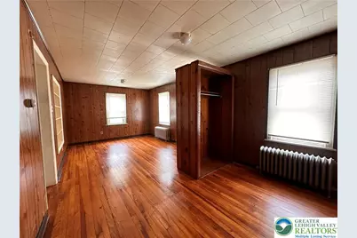 401 Main Street #5, East Greenville Boro, PA 18041 - Photo 5