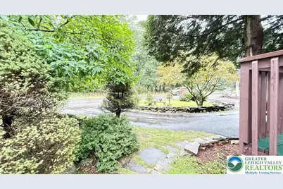 2143 Rosemont Drive, Coolbaugh Twp, PA 18466 - Photo 5