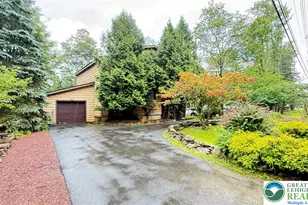 2143 Rosemont Dr, Coolbaugh Twp, PA 18466 - Photo 1