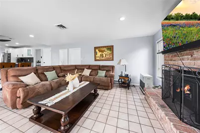 1804 Elmhurst Drive, Whitehall Township, PA 18052 - Photo 17