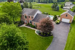 1195 Sierra Dr, Lehigh Township, PA 18038 - Photo 3