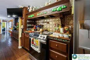 303 W Madison St, Easton, PA 18042 - Photo 9