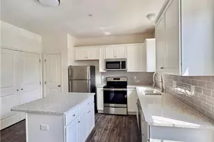 315 E Stone Alley, Alburtis Boro, PA 18011 - Photo 5