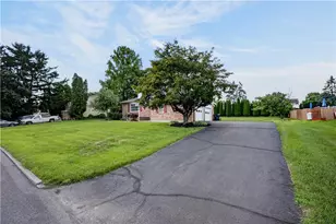 1160 Brentwood Ave, Hanover Twp, PA 18017 - Photo 3
