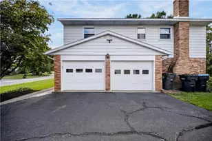 1160 Brentwood Ave, Hanover Twp, PA 18017 - Photo 5
