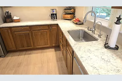 249 Ohio Avenue, Whitehall Township, PA 18052 - Photo 9