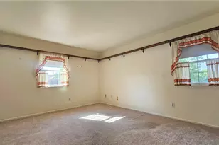 2870 Springhaven Pl, Lower Macungie Township, PA 18062 - Photo 17