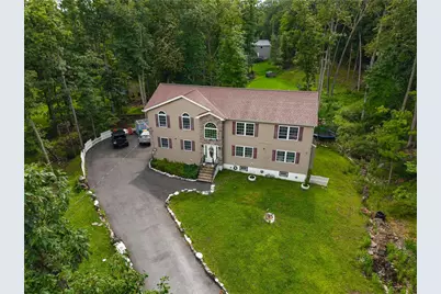 195 Sunrise Loop, Pocono Twp, PA 18332 - Photo 17