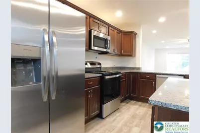1549 Burkhardt Street #C, Hellertown Boro, PA 18055 - Photo 3