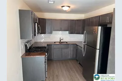 512 Penn Street #2, Bath, PA 18014 - Photo 3