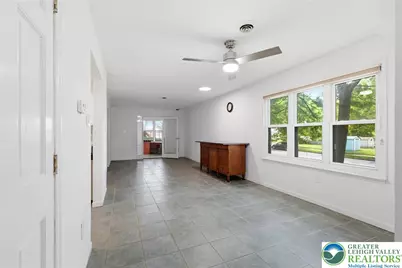 1701 Saratoga Court, Allentown City, PA 18104 - Photo 11