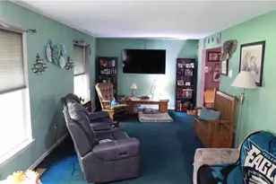 9 Benfield Rd, Longswamp Twp, PA 18062 - Photo 13