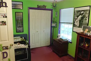 9 Benfield Rd, Longswamp Twp, PA 18062 - Photo 3