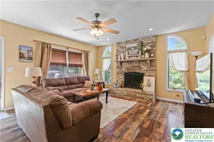4006 Crest View Dr, Hamilton Twp, PA 18360 - Photo 7