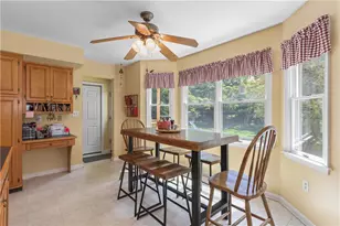 4006 Crest View Dr, Hamilton Twp, PA 18360 - Photo 9