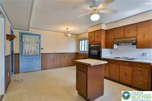 1812 Hilltop Terrace, Bethlehem City, PA 18018 - Photo 9