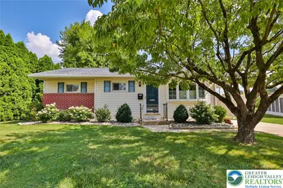 1812 Hilltop Terrace, Bethlehem City, PA 18018 - Photo 3
