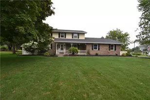 634 Gladys Dr, Bushkill Twp, PA 18064 - Photo 13