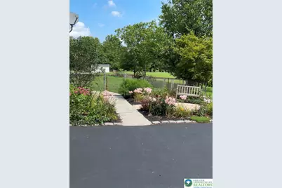 634 Gladys Drive, Bushkill Twp, PA 18064 - Photo 5
