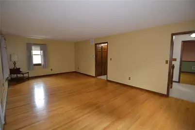 634 Gladys Drive, Bushkill Twp, PA 18064 - Photo 15