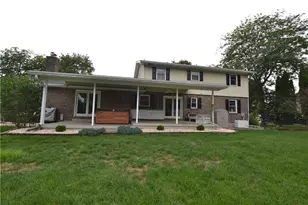 634 Gladys Dr, Bushkill Twp, PA 18064 - Photo 7