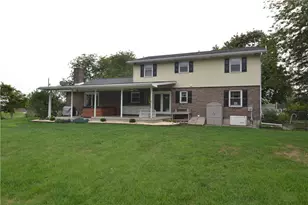 634 Gladys Dr, Bushkill Twp, PA 18064 - Photo 17