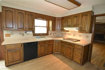 634 Gladys Drive, Bushkill Twp, PA 18064 - Photo 9