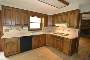 634 Gladys Dr, Bushkill Twp, PA 18064 - Photo 9