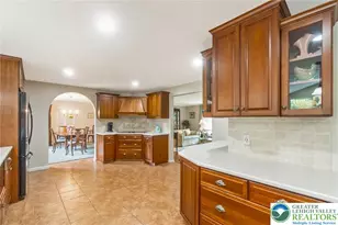 525 Wedgewood Rd, Hanover Twp, PA 18017 - Photo 13