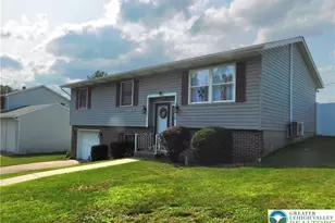 515 Maple St, Pottsville, PA 17901 - Photo 1