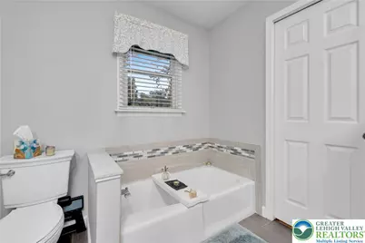 2905 Swanson Street, Palmer Twp, PA 18045 - Photo 17