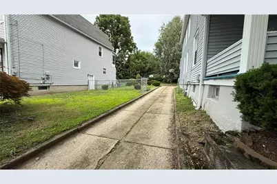 80 E Bennett Street, Kingston, PA 18704 - Photo 21