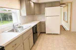 1516 N 27th St, South Whitehall Township, PA 18104 - Photo 11