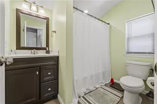 1322 W Rosemont Dr, Bethlehem City, PA 18018 - Photo 15