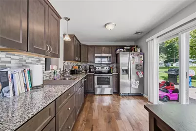 1322 W Rosemont Drive, Bethlehem City, PA 18018 - Photo 7