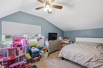 1322 W Rosemont Drive, Bethlehem City, PA 18018 - Photo 13